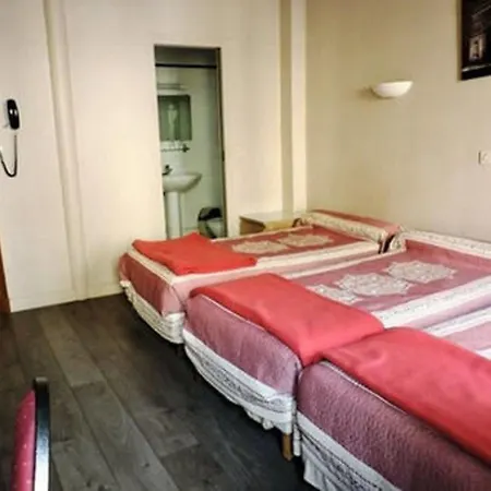 Grand Voltaire 2* Paris